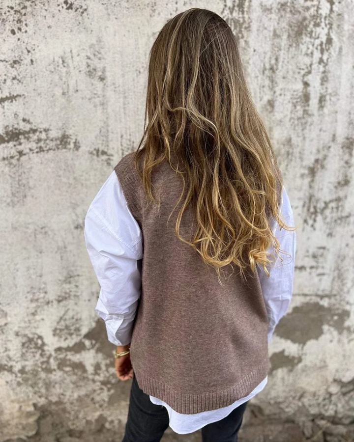 Madeline | Cozy V-Neck Knit Cardigan