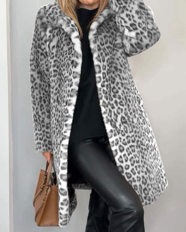 Vanessa | Elegant Leopard Statement Coat