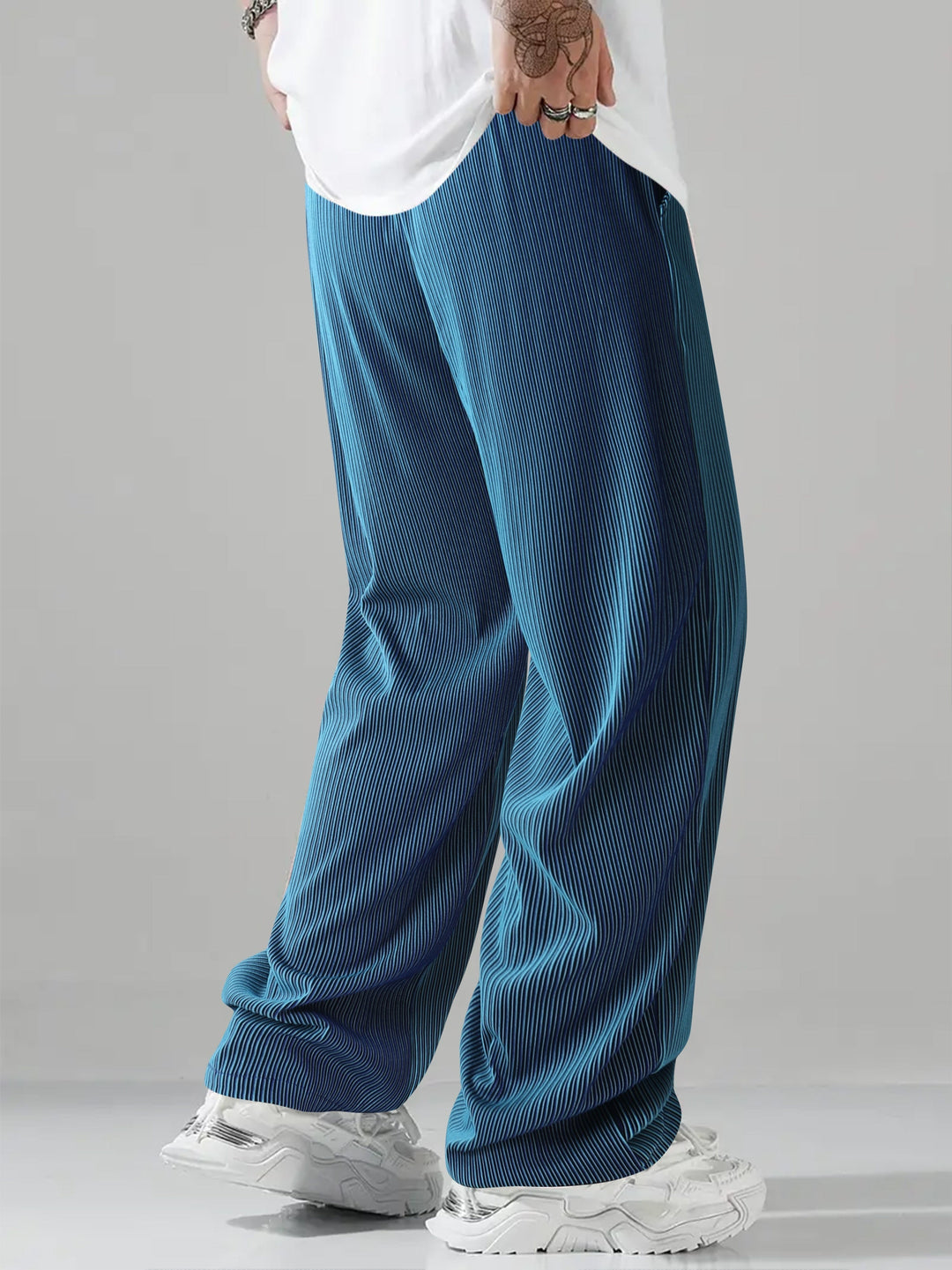 Ellison | Fluid Striped Straight-Leg Pants