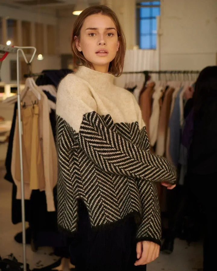 Eva | Cozy Textured Knit Sweater