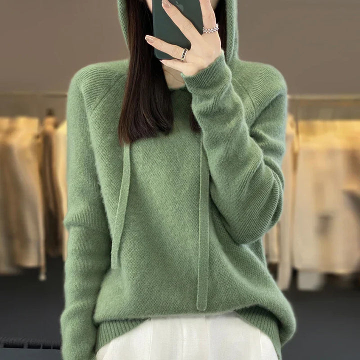 Kelly | Soft Winter Hooded Knit