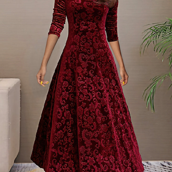 Avery | Elegant V-Neck Statement Maxi Dress